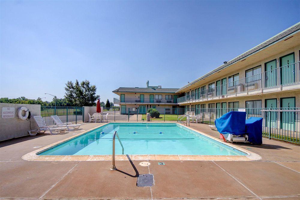 Motel 6-Muskogee, OK Buitenkant foto