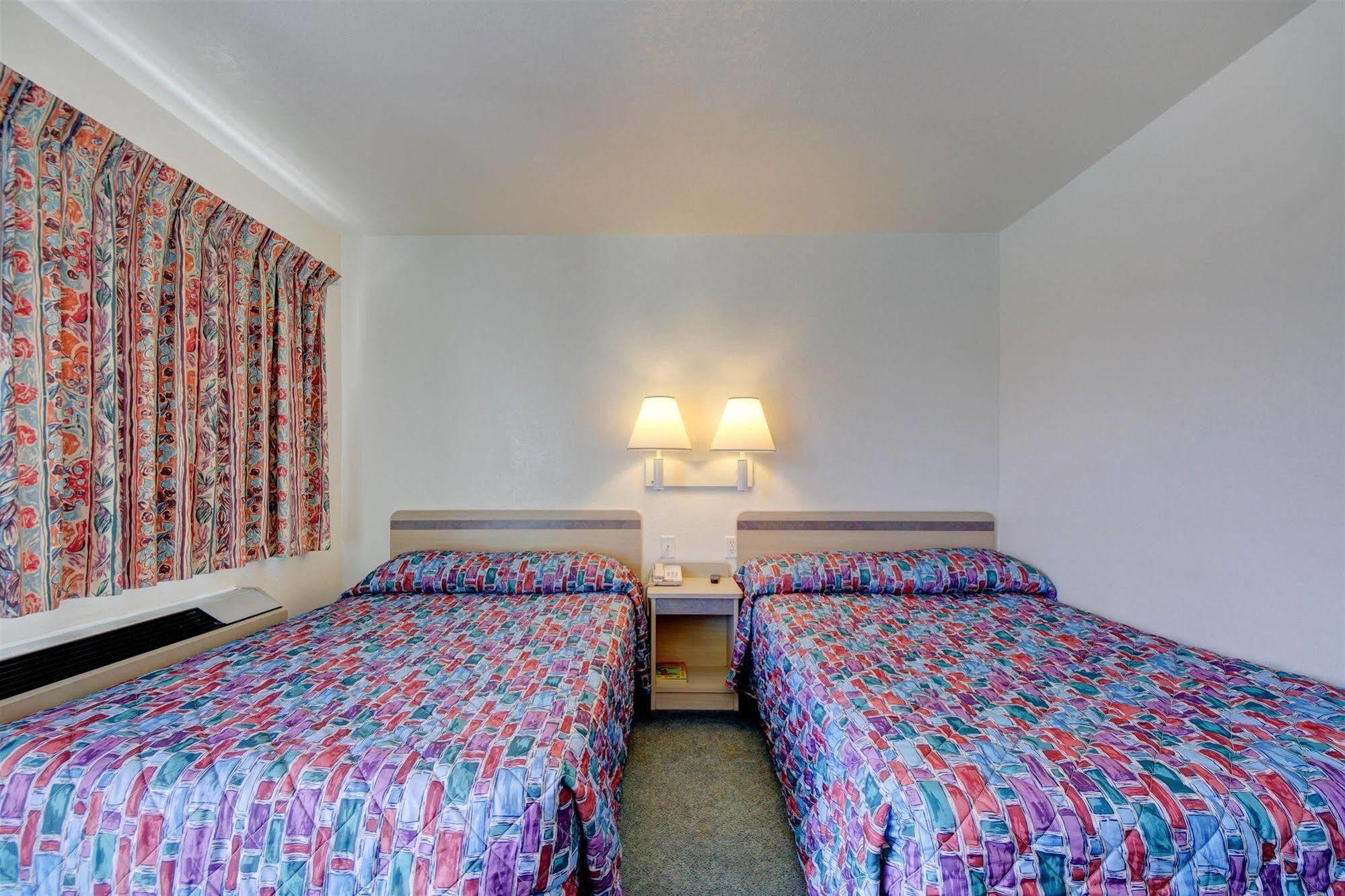 Motel 6-Muskogee, OK Buitenkant foto